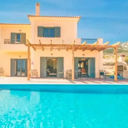 Dora Villa Mousata